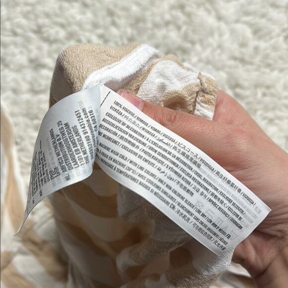 Hollister Striped Tan and White Women's Top Button Front Crop Top Lightweight - Picture 10 of 10